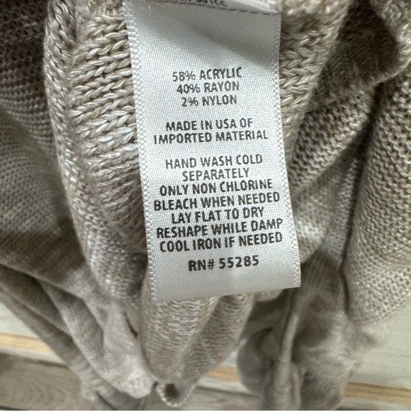 NWT Express cold shoulder bell/ ruffle sleeve sweater ❤️ - Picture 6 of 8